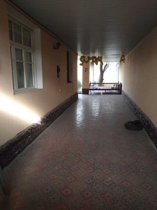 Uy sotiladi,hovli-joy.