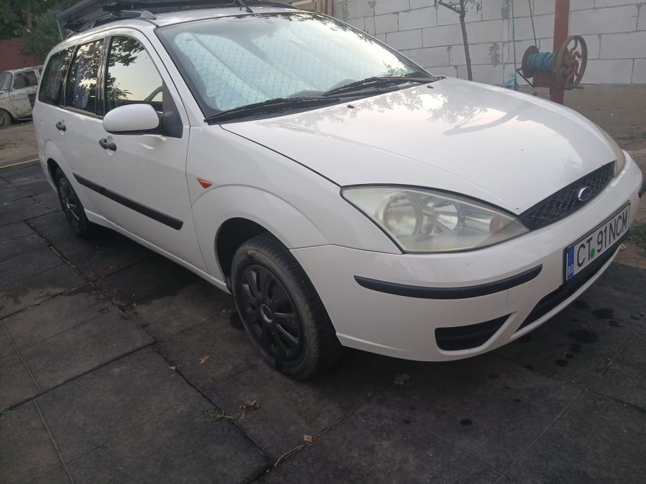 Vând Ford Focus 2002