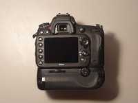 Nikon D610 + Sigma 24-70mm f2.8 + Grip MB-D14