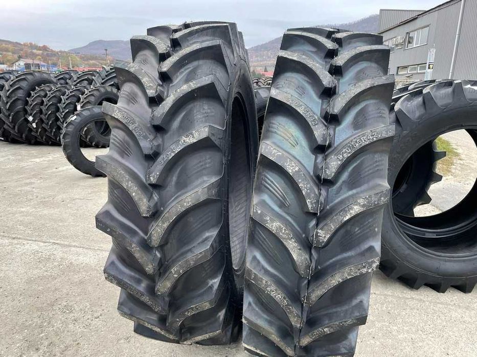 520/85R42 Cauciucuri noi agricole Radiale 20.8-42 Anvelope OZKA