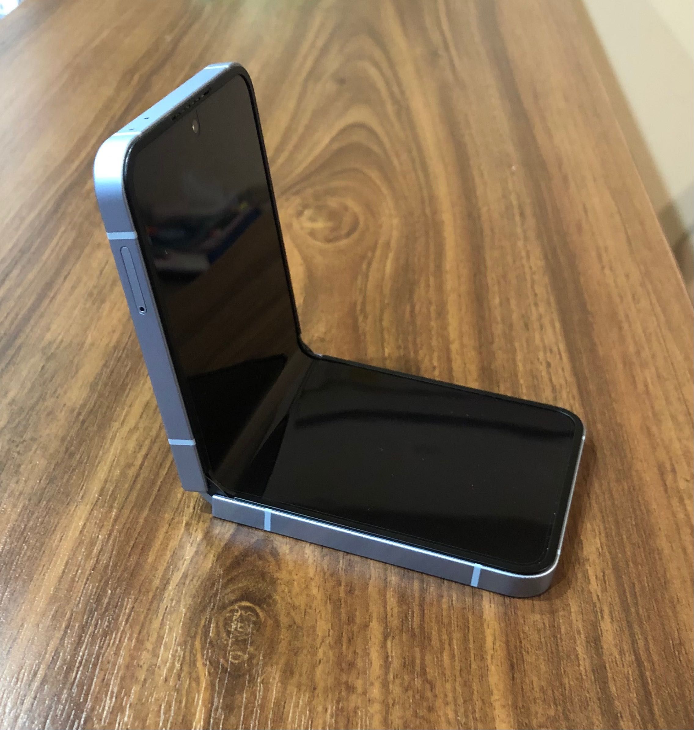 Samsung galaxy Z Flip 6 256 GB