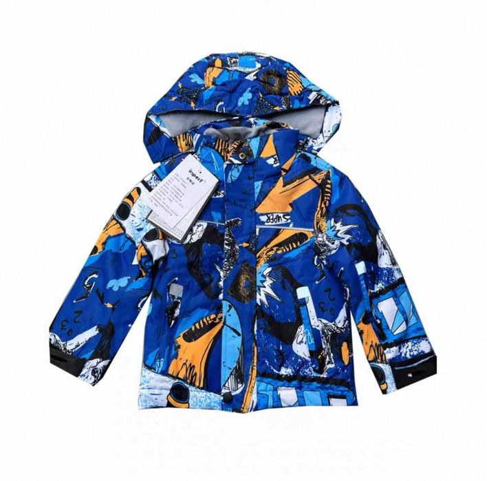 Куртка детская . Новая.