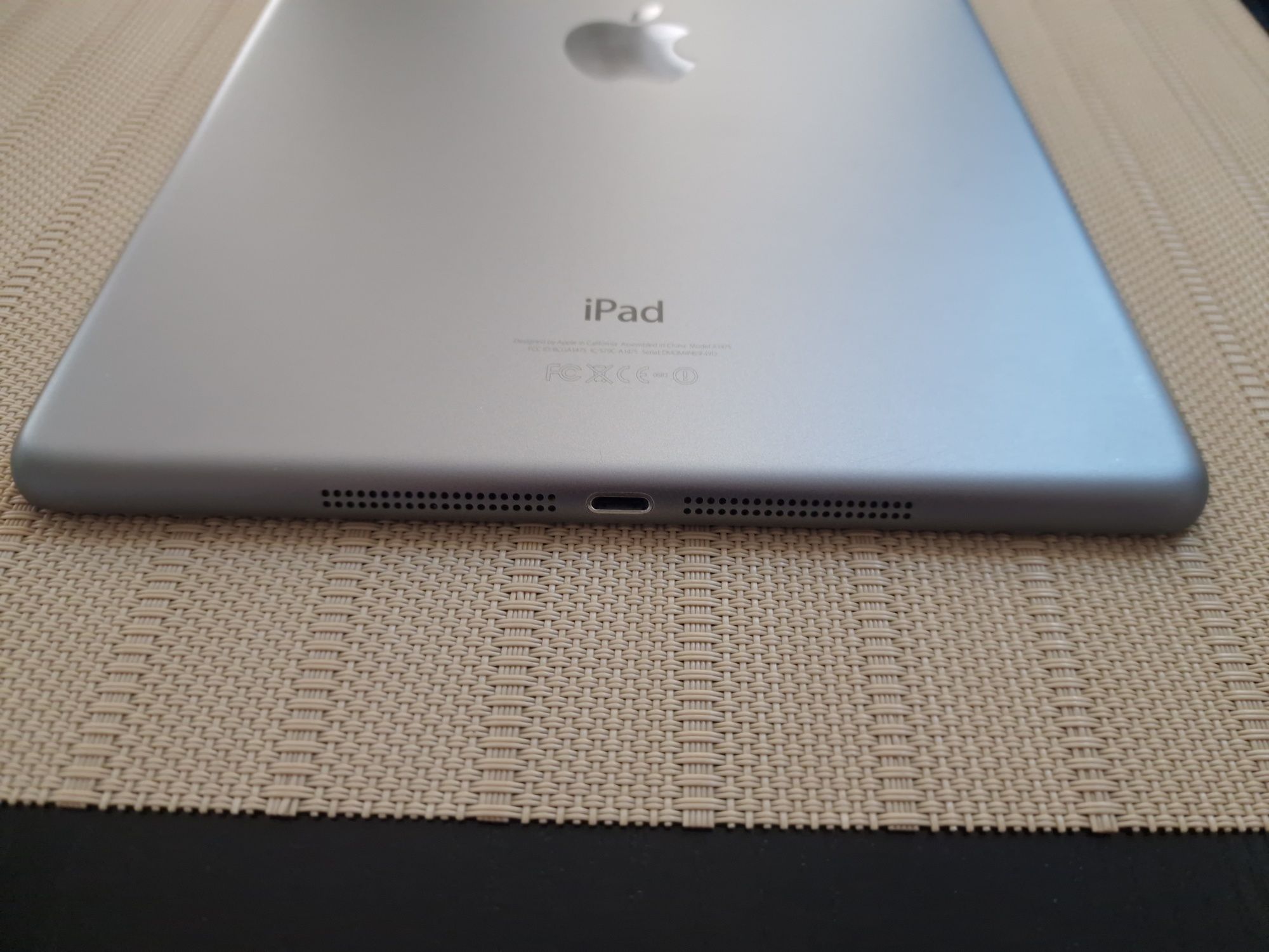 Apple iPad Air cellular MD791HC/A 16gb