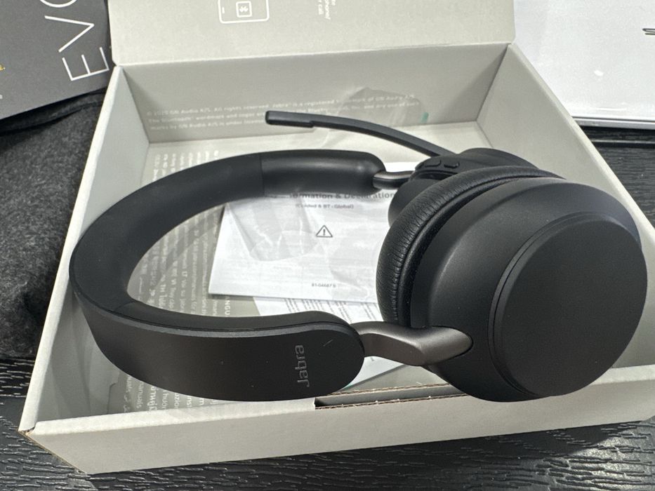 Vand casti Jabra Evolve 2