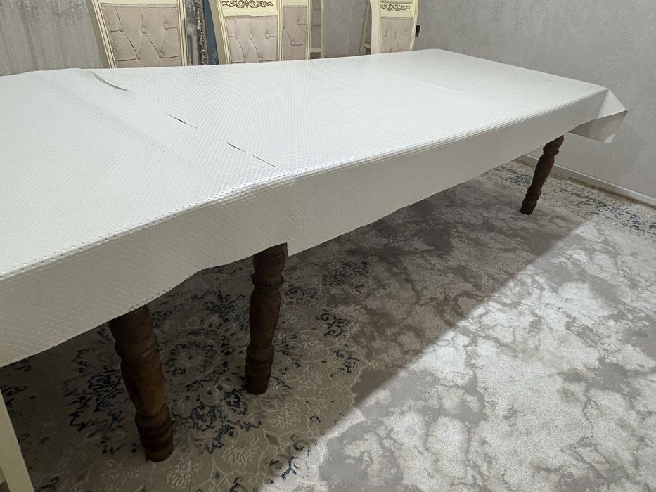 Стол для зала срочная продажа