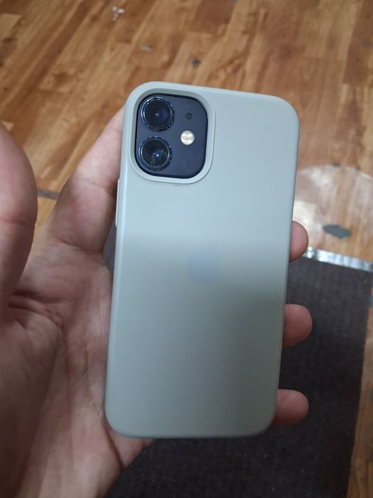 Айфон 12 мини продам