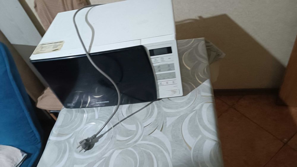 Микроволновка на запчасти