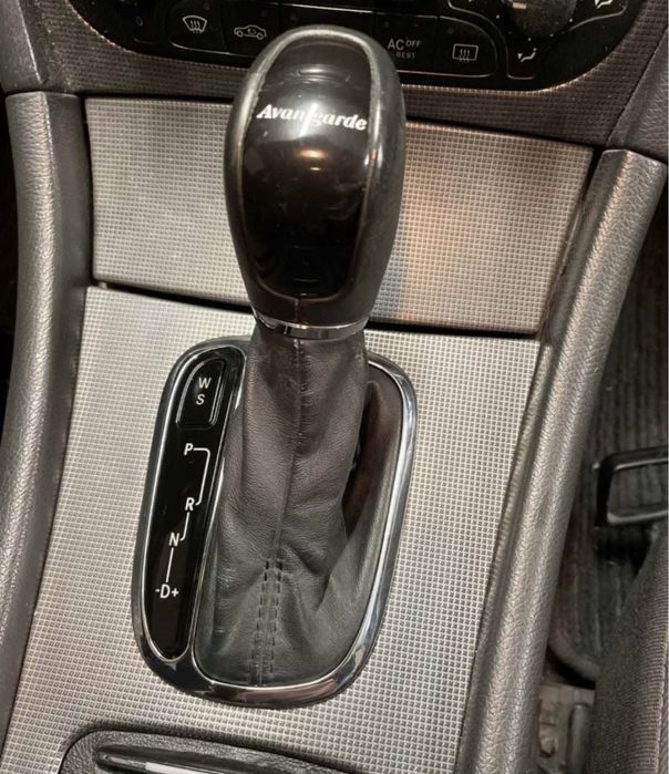 Лайсна (панел) скоростен лост за Mercedes w203 w209