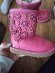 Ugg roz pentru fetite
