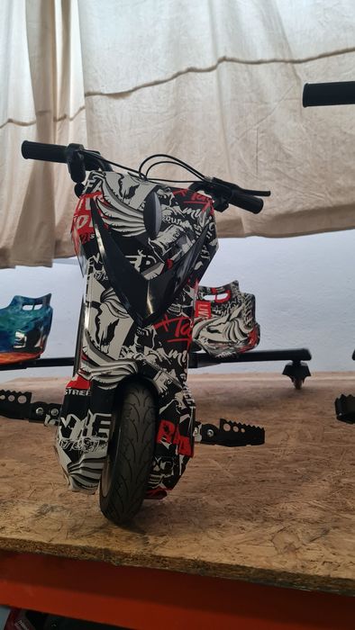 Tricicleta  Electric de drift Pentru copii între 3 și 10 ani