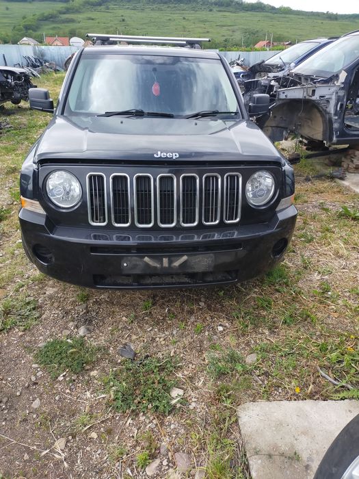 Dezmembrez Jeep Patriot 2.0 crd 4x4