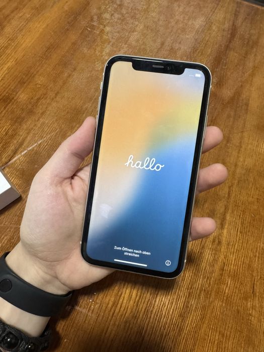 Продам Iphone 11, 128GB