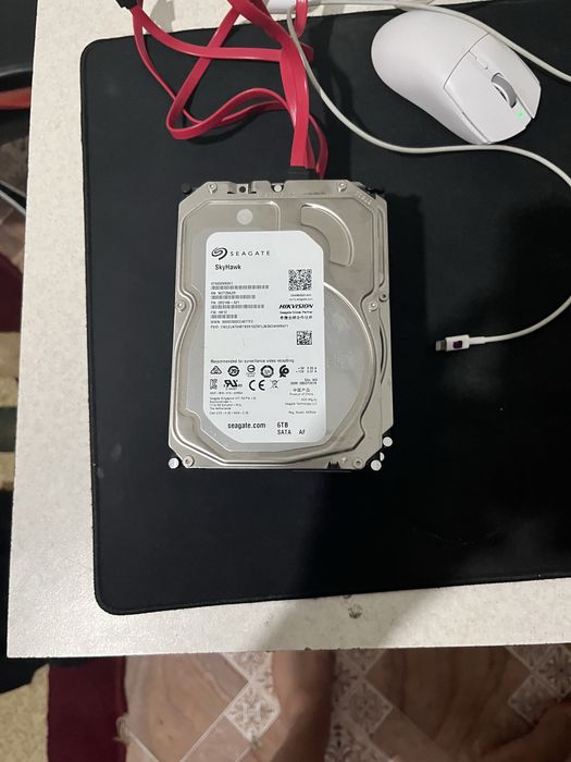 Продам hdd за дешево, skyhawk
