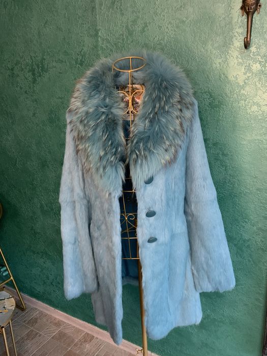 Palton blana naturala - Mărimea M - 1900 Lei