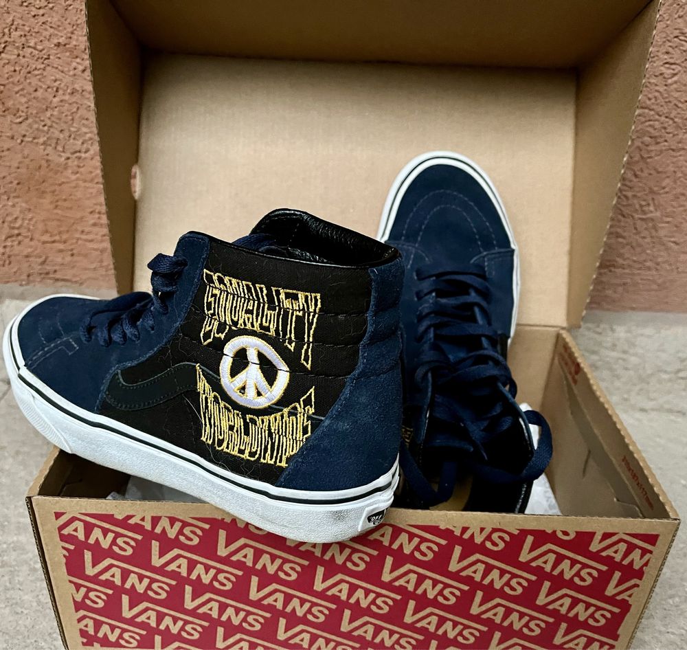 Спортни кецове VANS