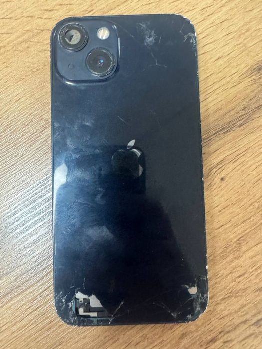 Apple iPhone 13 / 256