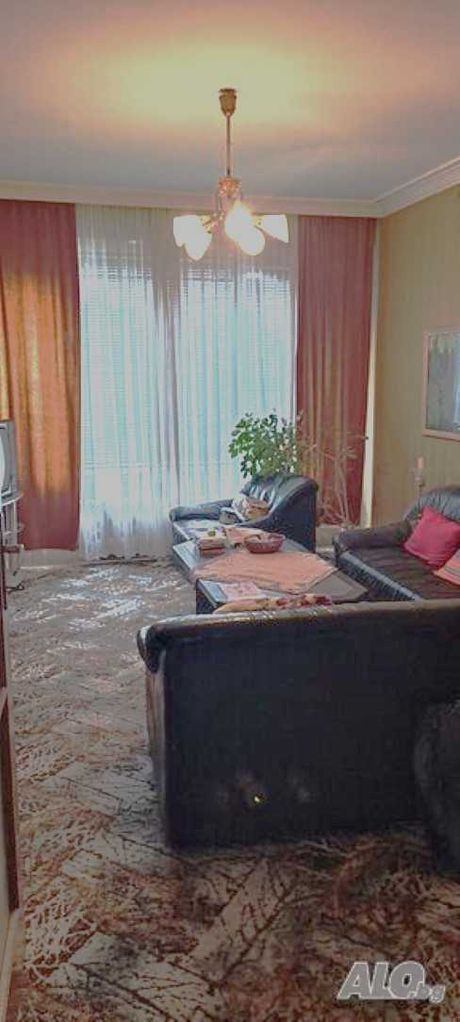 Продава се Тристаен апартамент в София, Младост 1 - 90 кв.м за 2500 €/кв.м - Снимка #9