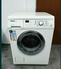 Masina de spălat rufe Miele wr665