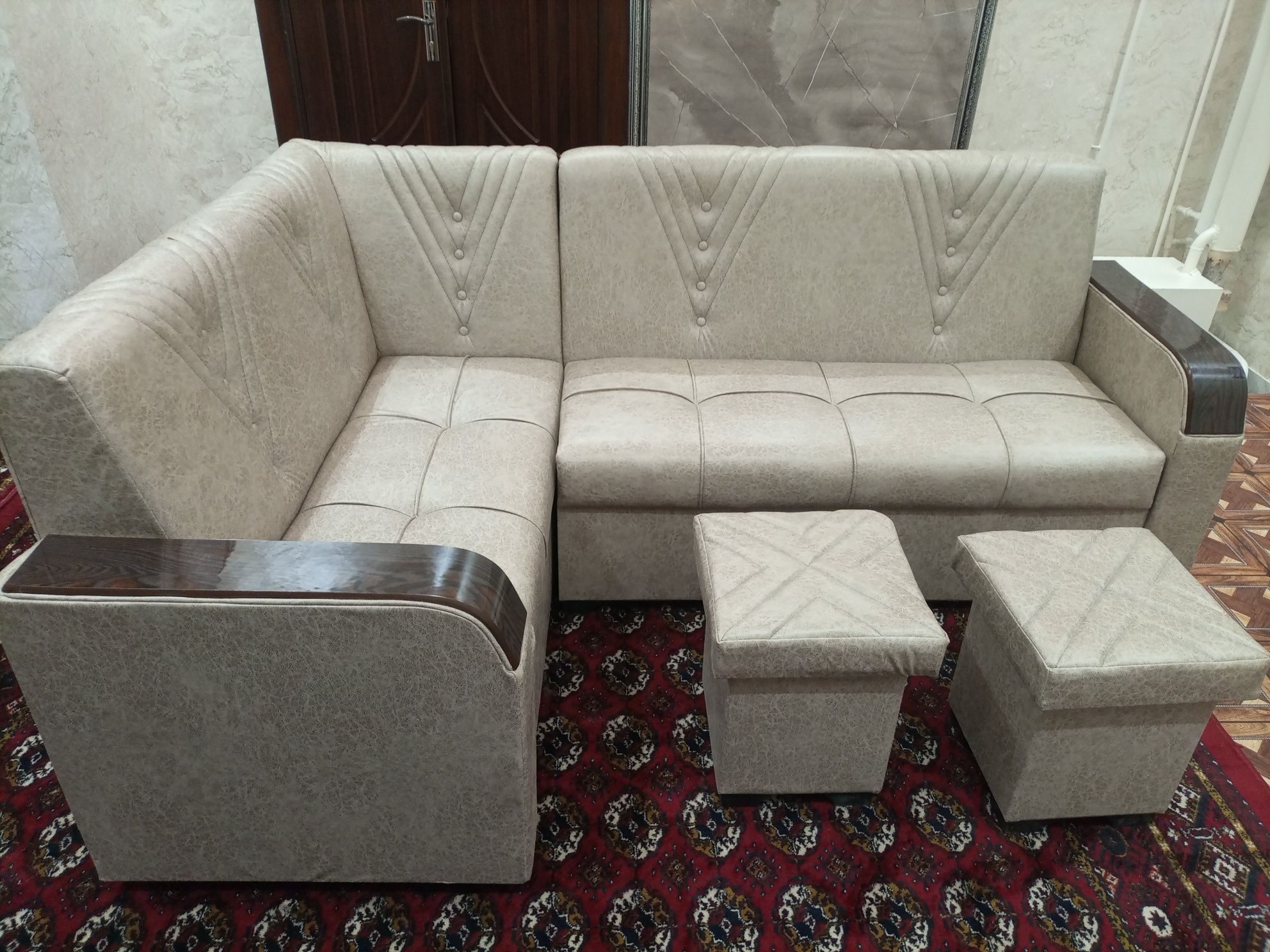 Yumshoq mebel zakas asosida yasab beramiz