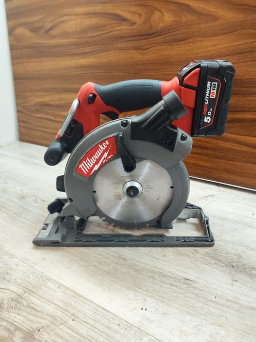 Circular Milwaukee M18 CCS55 2023