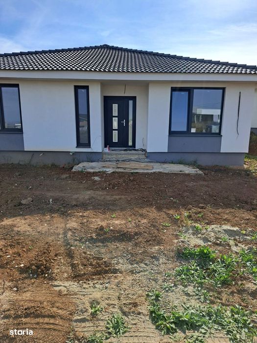 Casă semifinisată plan parter Paleu 3dormitoare,2 băi,bucătărie+living