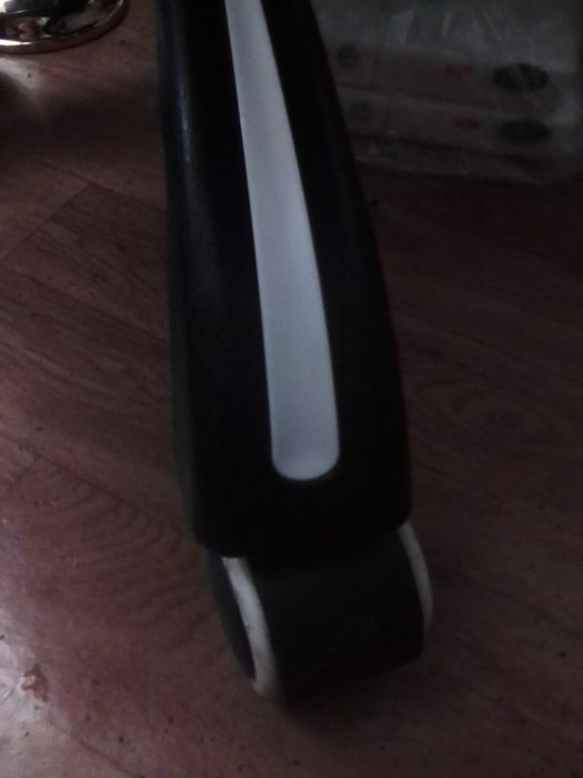 Кресла офисные Стулья Стол . Товары для дома за символическую плату