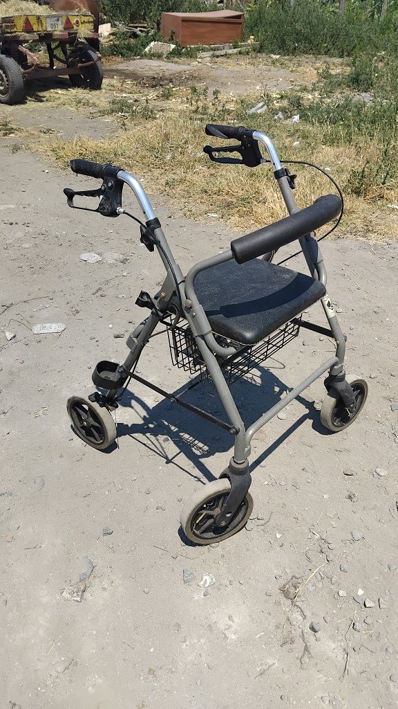 Инвалидна количка