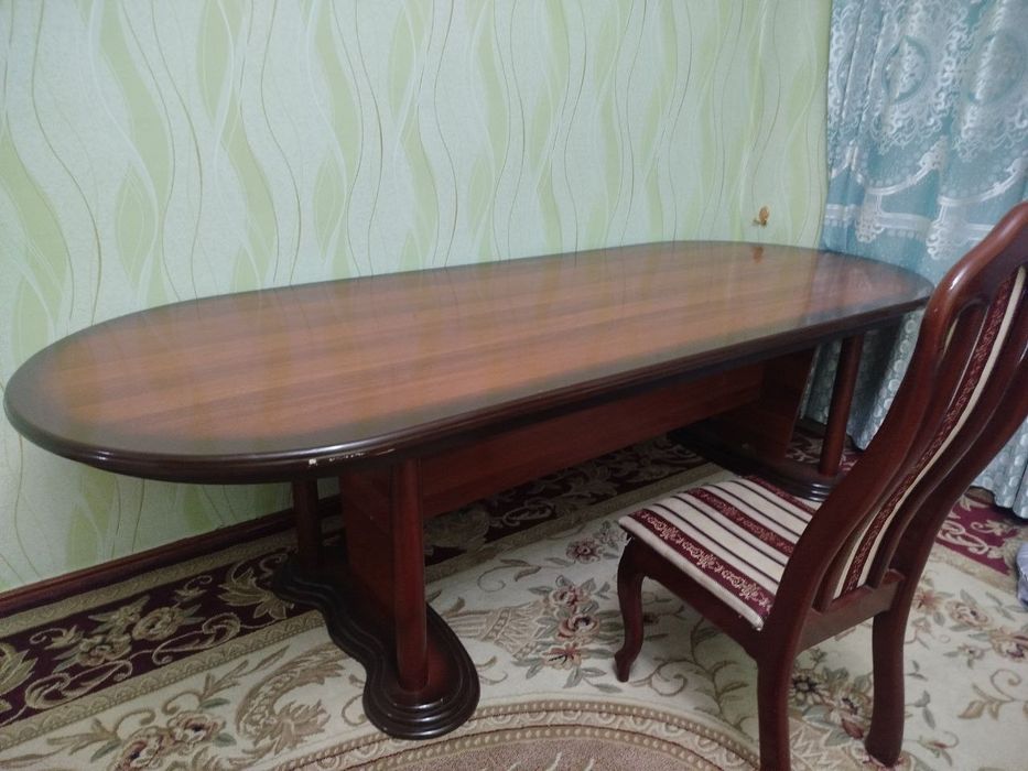 Стол стул сотилади