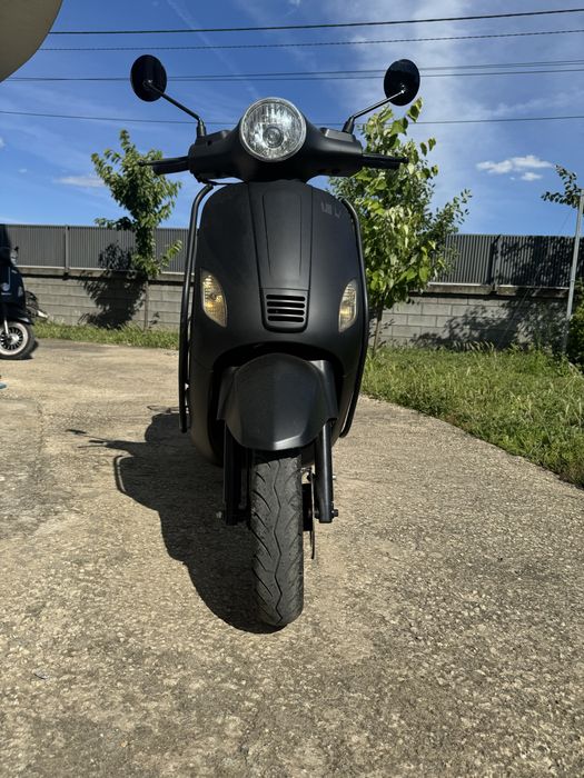 Vand scuter 49 cc Agm