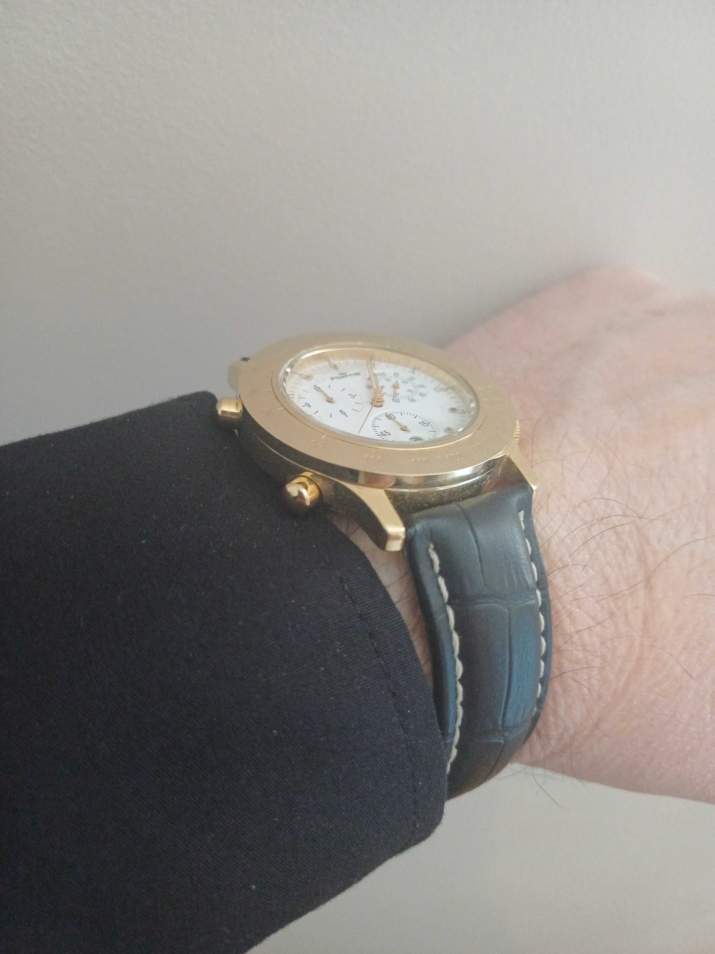 Оригинален швейцарски винтидж дрес часовник Fortis, бартер