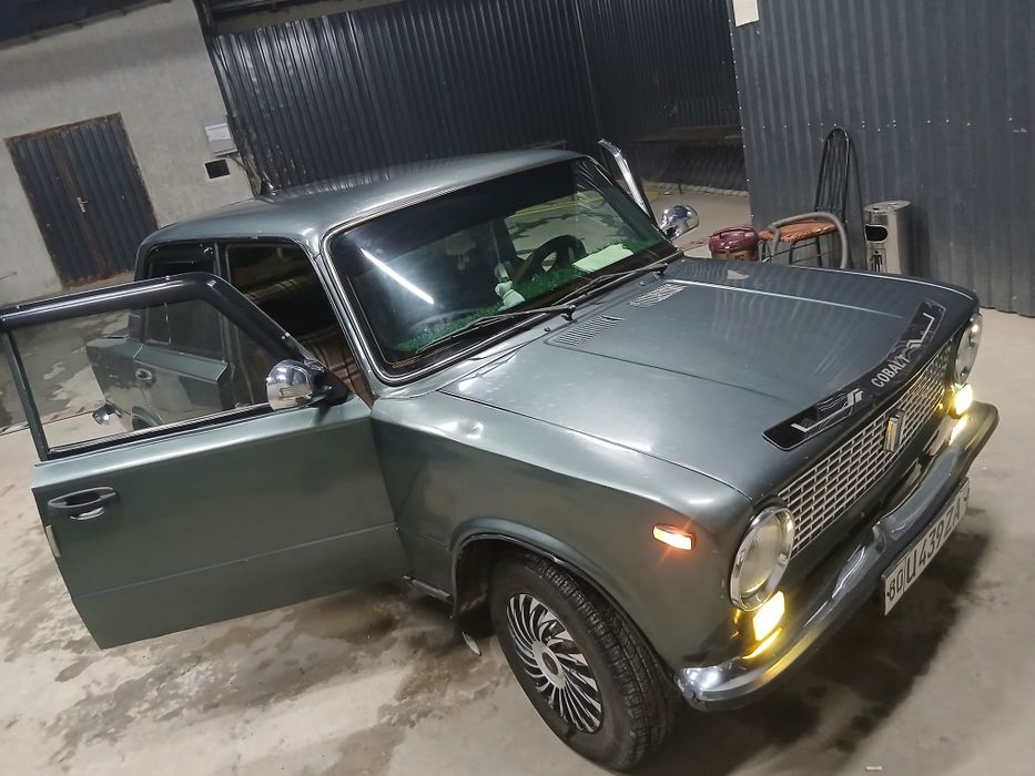 Jiguli sotiladi vaz 21113