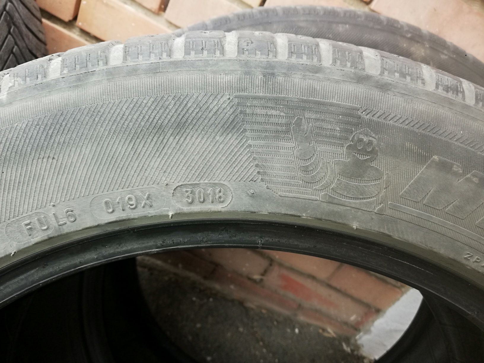 Всесезонни гуми Michelin CROSSCLIMATE 215/55/18