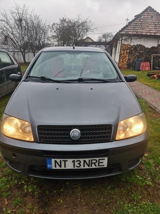 Vând fiat punto 1. 2