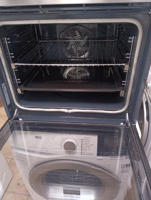 Като нова иноксова фурна за вграждане АЕГ Aeg  2 години Гаранция!