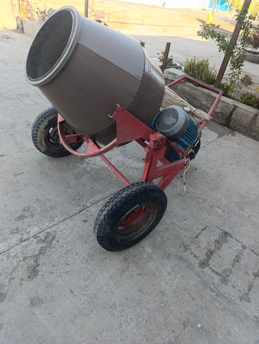 Мешалка сотилади 0.23 куб