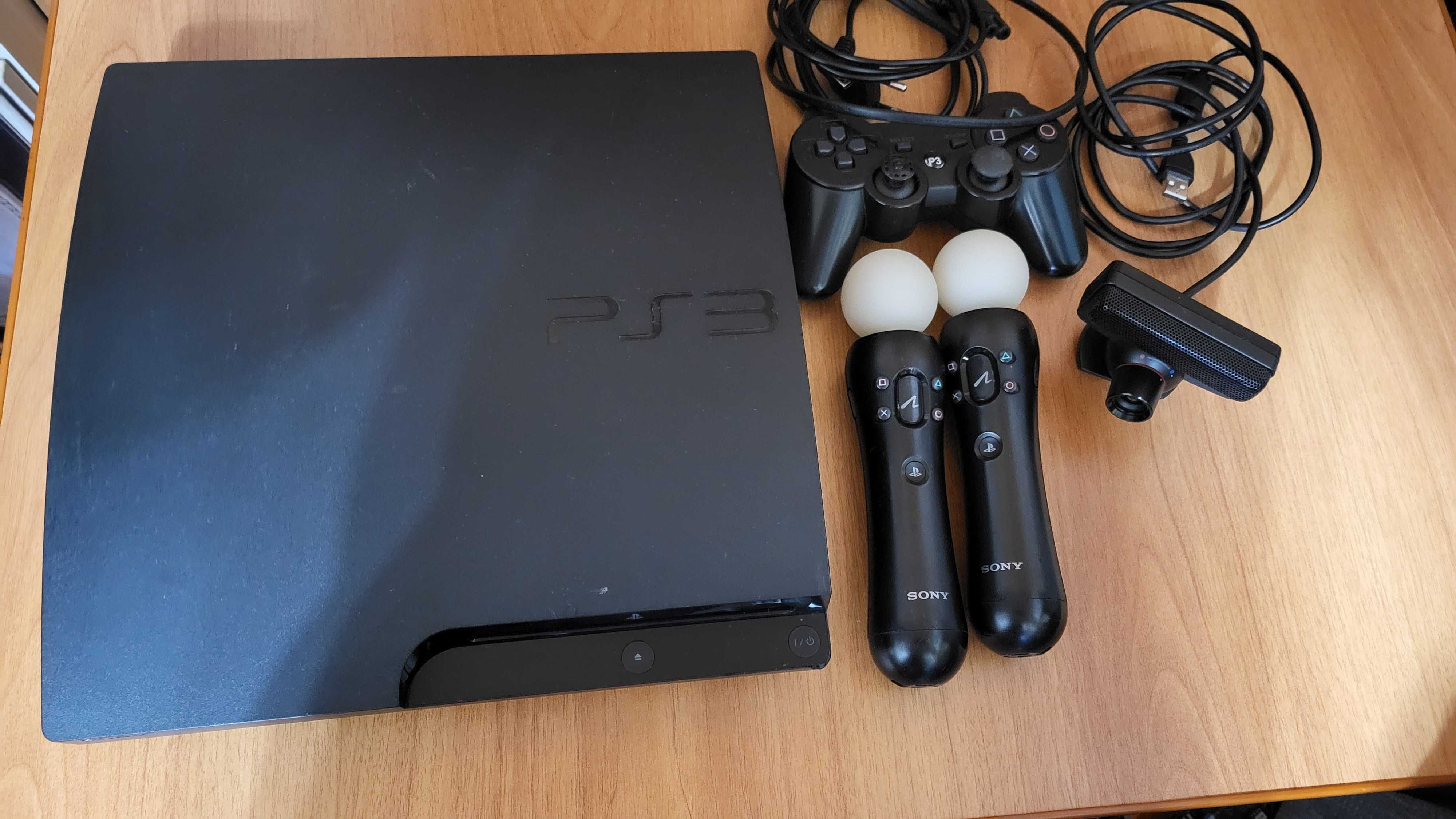 Продам Sony PlayStation 3 в хорошем состоянии.