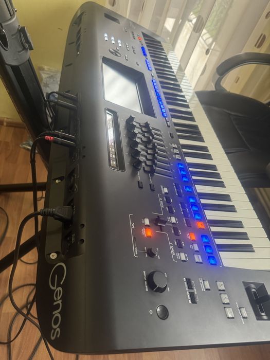 Vand orga Yamaha Genos