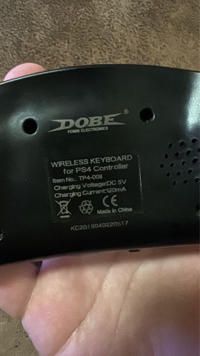 Tastatura Bluetooth pentru controller de PS4.