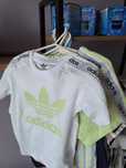 Adidas сет с къс ръкав и къси панталони unisex, 18-24м