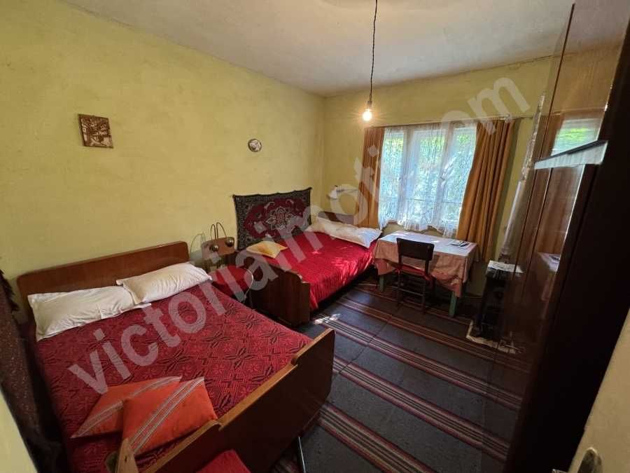 Къща с голям потенциал, в с. Дичин