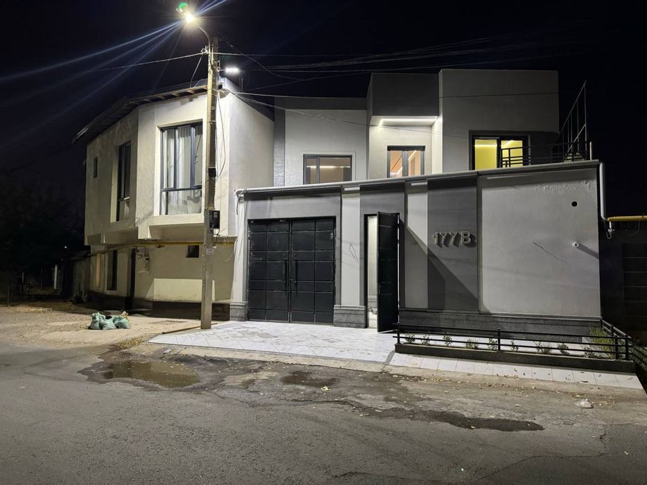 Ор-р: Ул.Зиелилар, Wist school Продается Новый Евро Дом 1,5.соток 220м