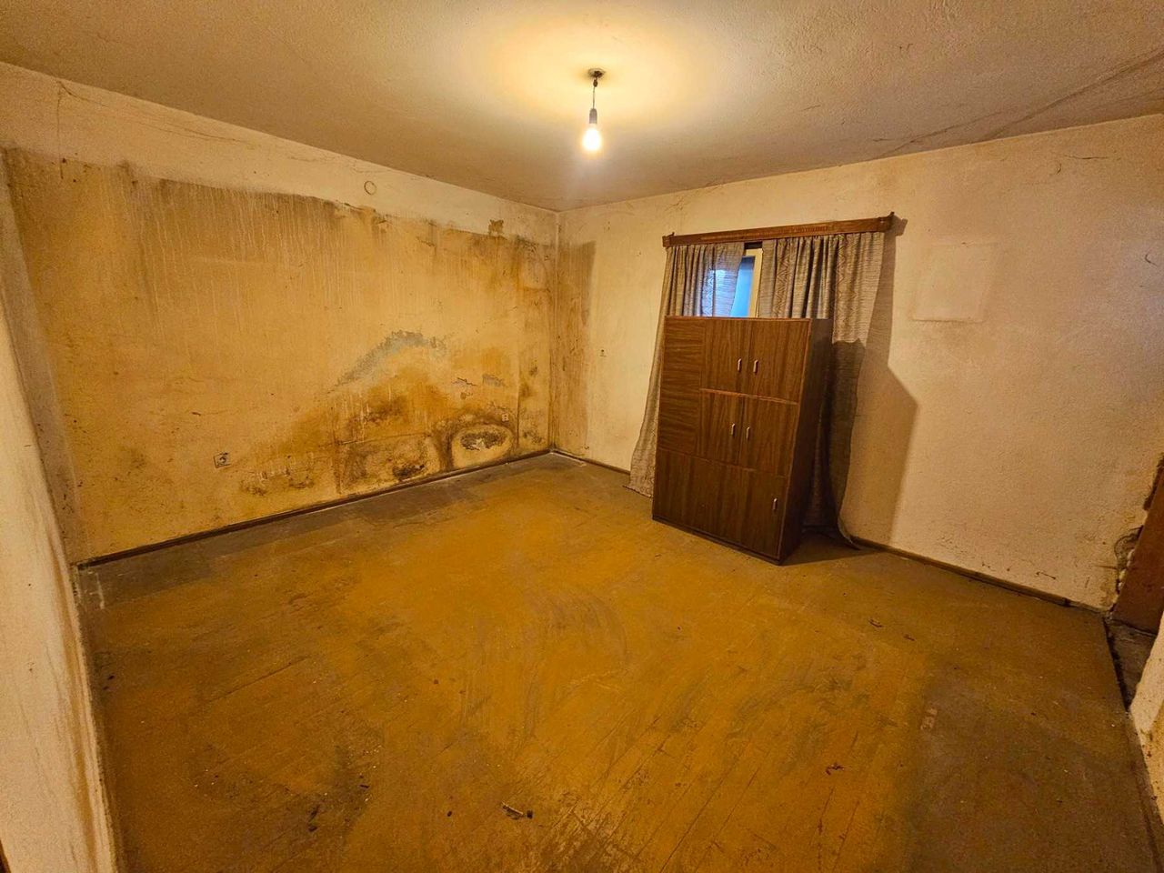 Продава се Къща в Велинград - 291 кв.м за 877 €/кв.м - Снимка #14