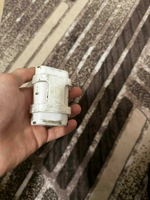 Tractive GPS Tracker XL for dogs with 6 weeks battery life EXCL