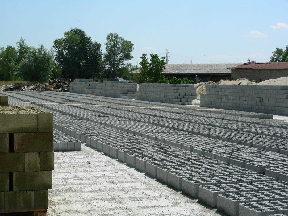 Boltari  beton   - fundatie   - cofrag