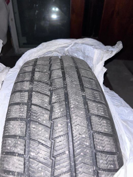 Продам зимние шины