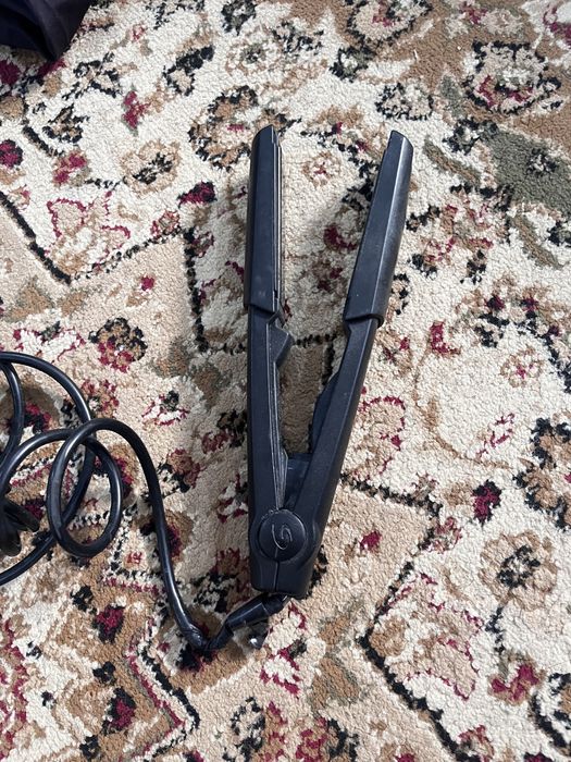 Плойка б/у имеются повреждения