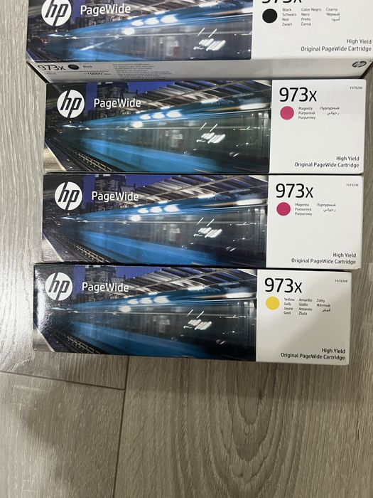 Vand toner pagewide 973x Hp 450 bucata , negociabil pentru mai multe !