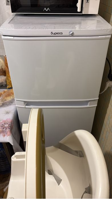 Продам холодильник совсем новый