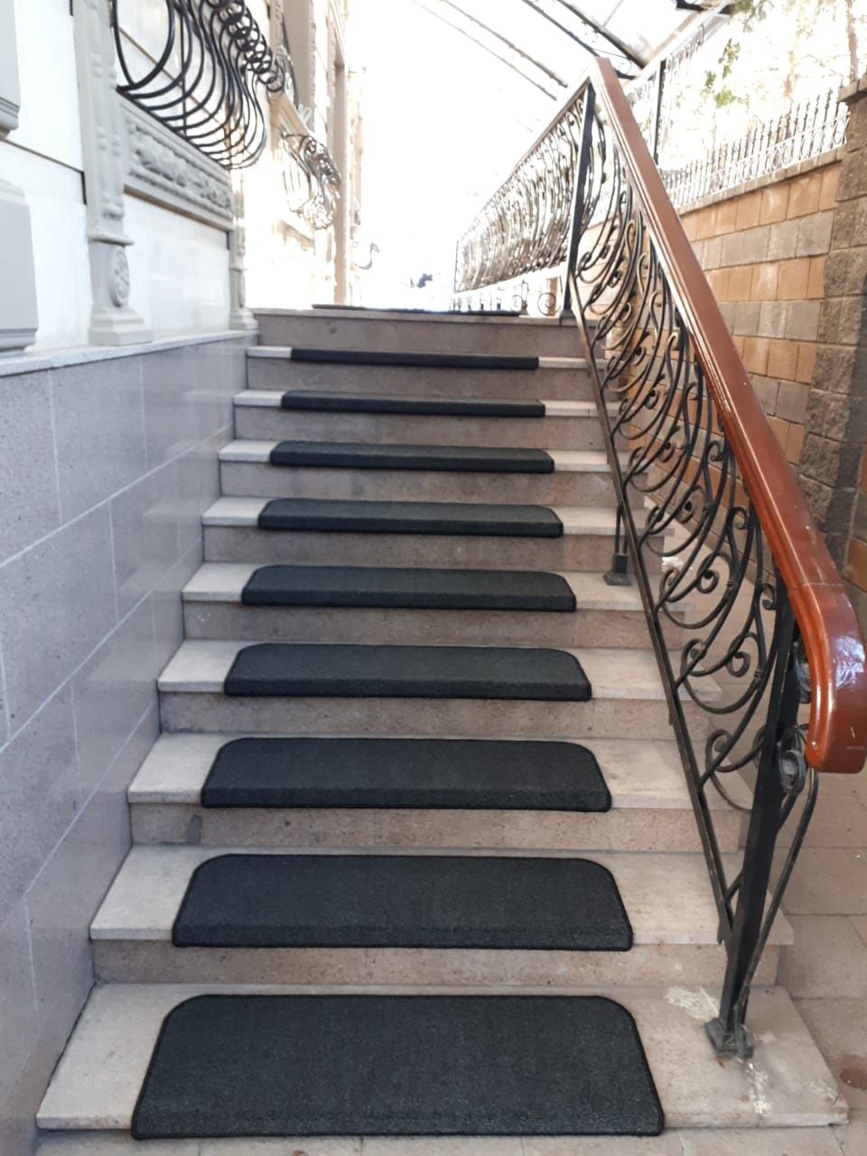Коврики на лестничные ступени