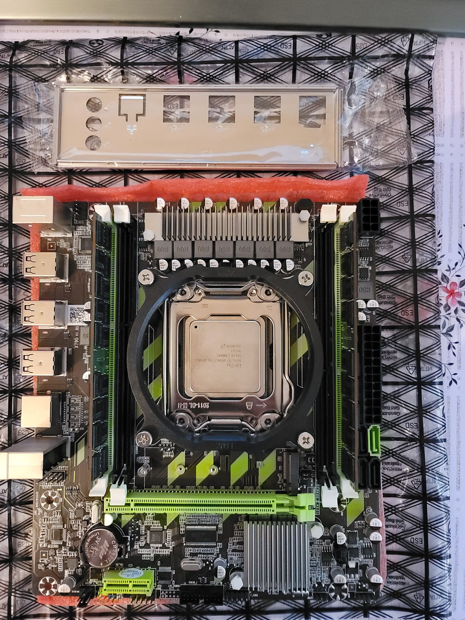 Xeon 2650v2 8/16 ядер x79 ОЗУ 16